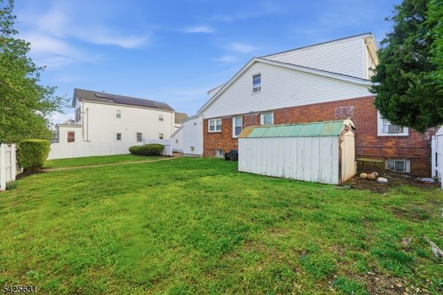 60 Westervelt Pl, Lodi Boro, NJ 07644