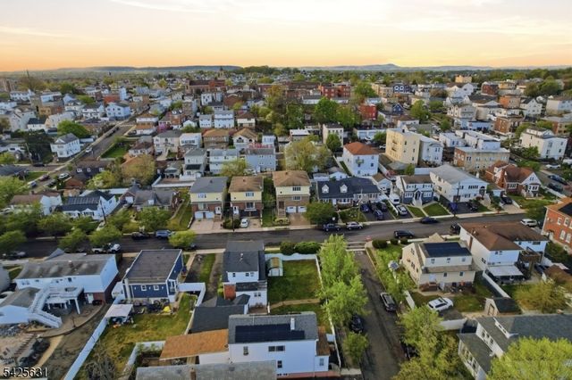 60 Westervelt Pl, Lodi Boro, NJ 07644