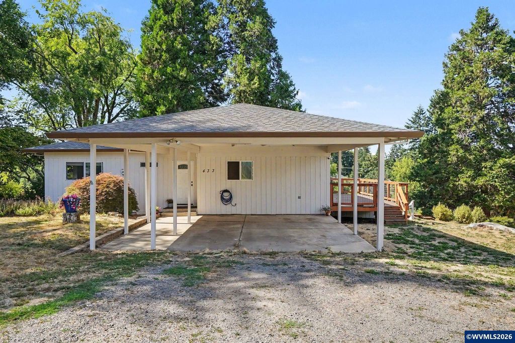 Image 1 of property listing at 433 Ash St, Dayton, OR 97114