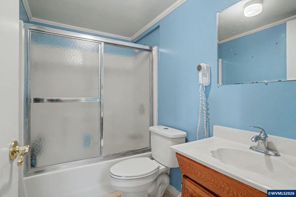 Image 20 of property listing at 433 Ash St, Dayton, OR 97114