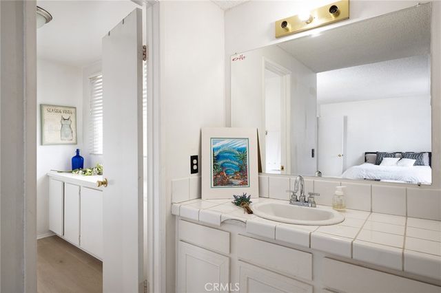 22741 Islamare Lane, Lake Forest, CA 92630