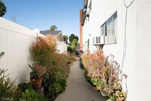 22741 Islamare Lane, Lake Forest, CA 92630