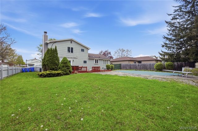 34 North Windmill Road, West Seneca, NY 14218
