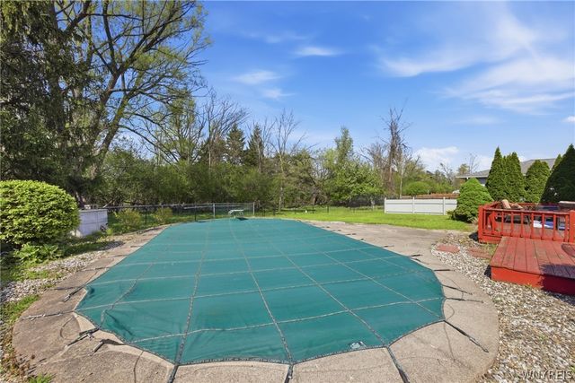 34 North Windmill Road, West Seneca, NY 14218