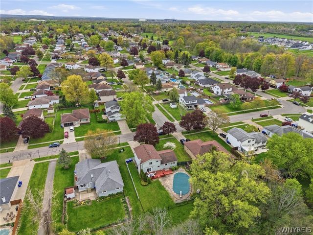 34 North Windmill Road, West Seneca, NY 14218