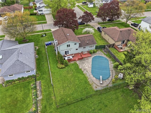 34 North Windmill Road, West Seneca, NY 14218