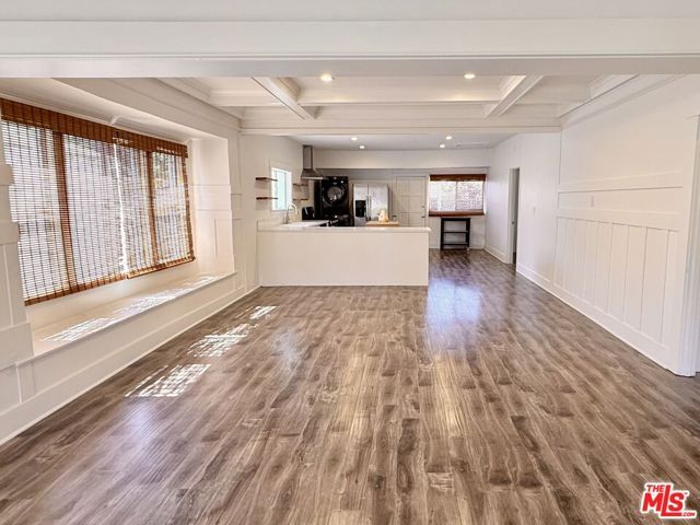 3871 S Hobart Boulevard, Los Angeles, CA 90062
