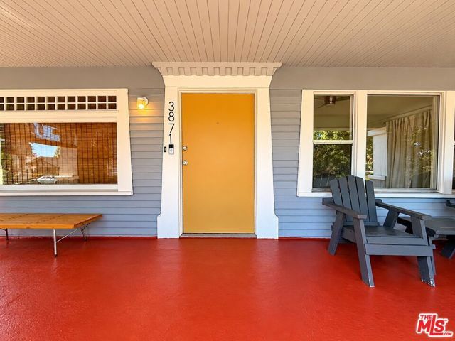 3871 S Hobart Boulevard, Los Angeles, CA 90062