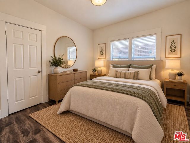 3871 S Hobart Boulevard, Los Angeles, CA 90062