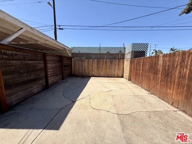 3871 S Hobart Boulevard, Los Angeles, CA 90062