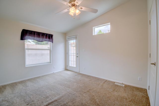242 Sunrise Bluffs Drive, Belen, NM 87002