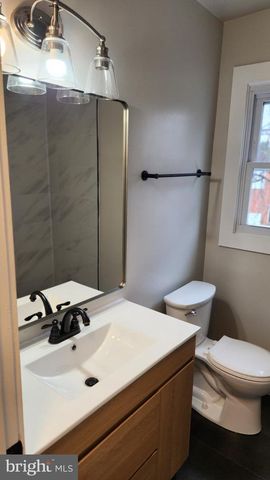 4803 BASS PL SE, Washington, DC 20019