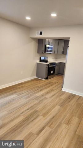 4803 BASS PL SE, Washington, DC 20019