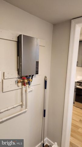 4803 BASS PL SE, Washington, DC 20019