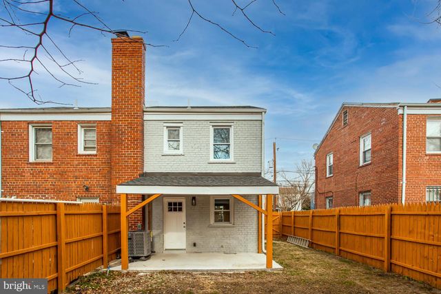 4803 BASS PL SE, Washington, DC 20019