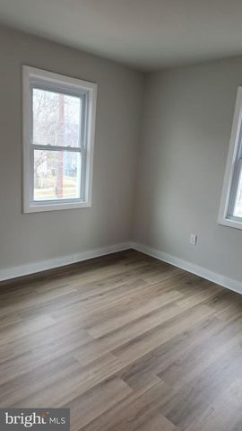 4803 BASS PL SE, Washington, DC 20019