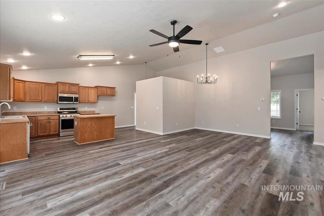 4520 E Concord Way, Nampa, ID 83686