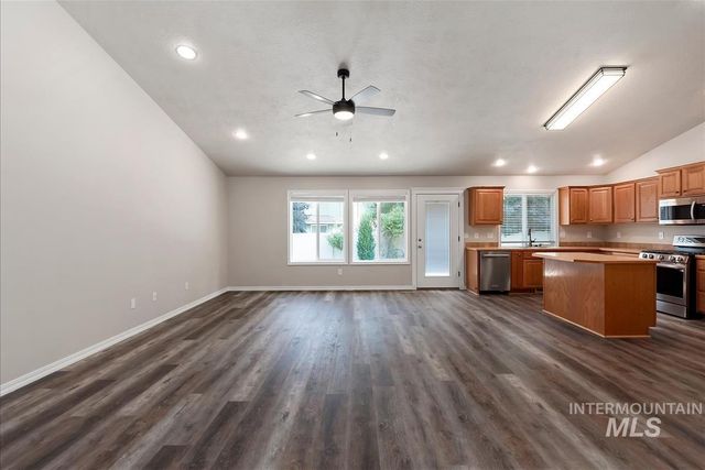 4520 E Concord Way, Nampa, ID 83686