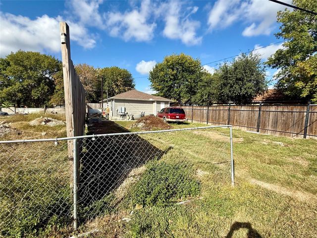 15322 Paul Road, Sugar Land, TX 77498