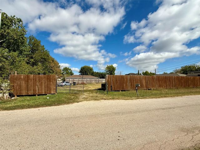 15322 Paul Road, Sugar Land, TX 77498