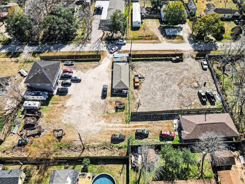 15322 Paul Road, Sugar Land, TX 77498