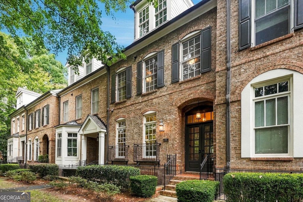 657 Lockton Place, Sandy Springs, GA 30342 — photo 2