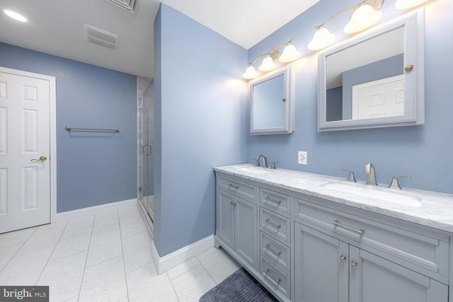 85 ADALISA AVE, Gibbstown, NJ 08027