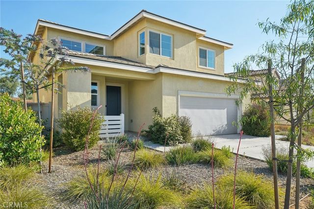 36927 Arezzo Court, Beaumont, CA 92223