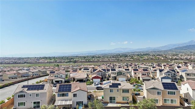 36927 Arezzo Court, Beaumont, CA 92223