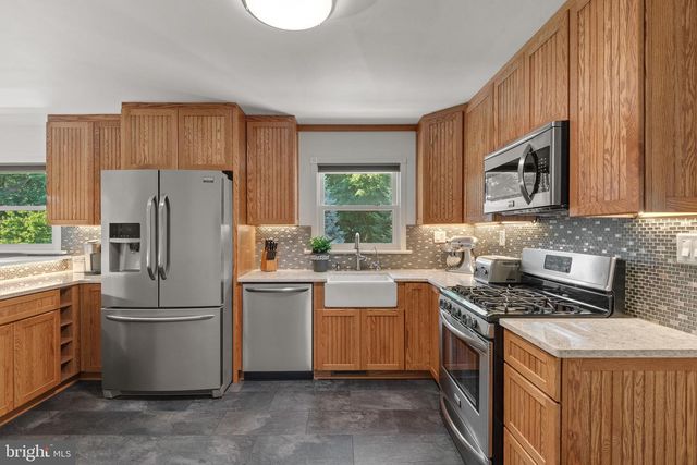 160 SILVER MINE RD, Conestoga, PA 17516