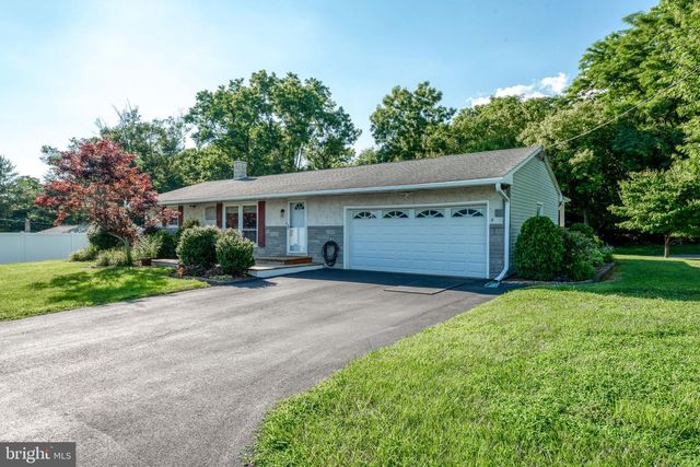 160 SILVER MINE RD, Conestoga, PA 17516
