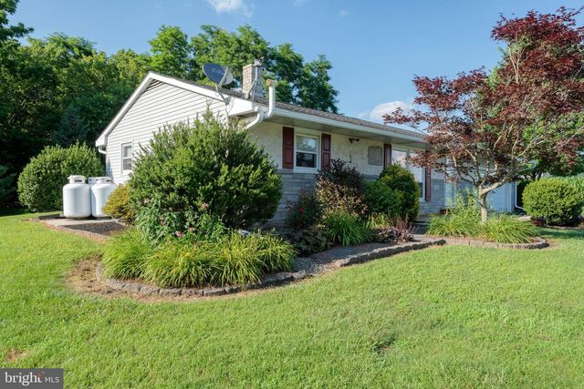 160 SILVER MINE RD, Conestoga, PA 17516