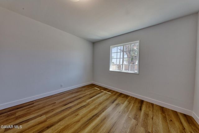 15972 Rexroth Drive, Mojave, CA 93501