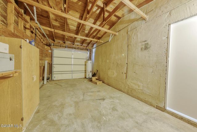 15972 Rexroth Drive, Mojave, CA 93501