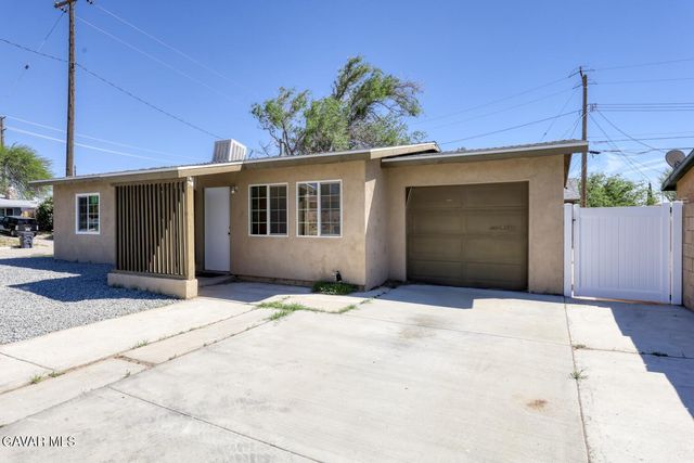 15972 Rexroth Drive, Mojave, CA 93501