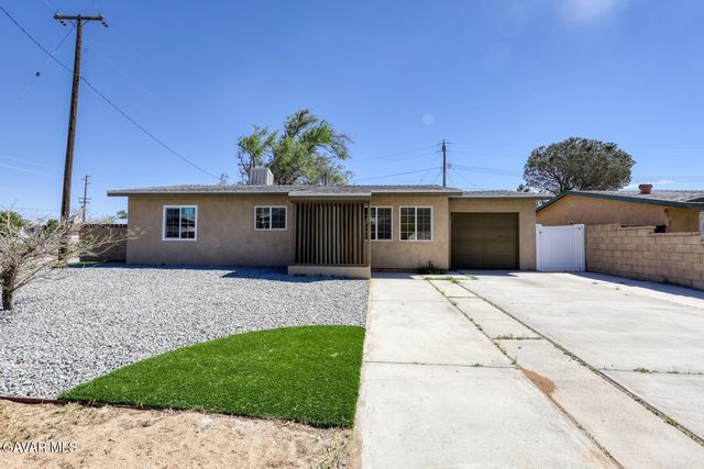 15972 Rexroth Drive, Mojave, CA 93501