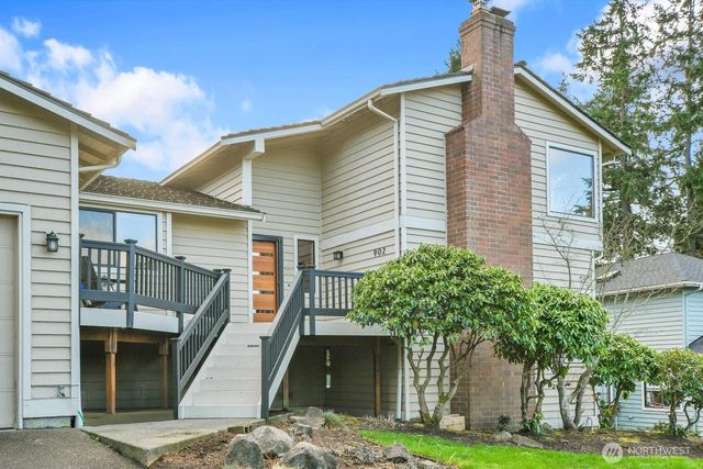 902 7th Avenue S, Edmonds, WA 98020