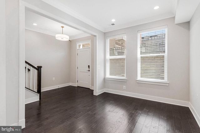 10326 GROSVENOR PL, North Bethesda, MD 20852