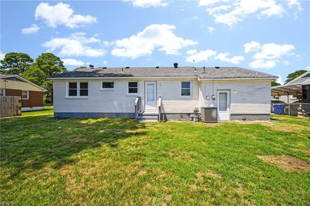 1003 Warfield DR, Portsmouth, VA 23701