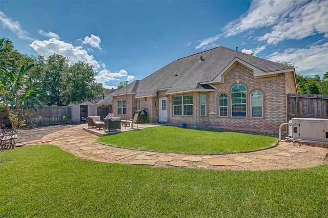 110 Monterrey Road W, Montgomery, TX 77356