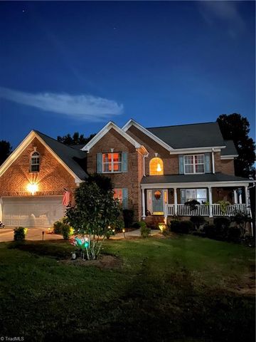 2431 Tweedmore Court, High Point, NC 27265