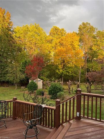 2431 Tweedmore Court, High Point, NC 27265