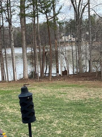 2431 Tweedmore Court, High Point, NC 27265