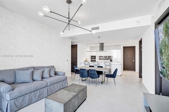 1000 Brickell Plaza PH5106, Miami, FL 33131