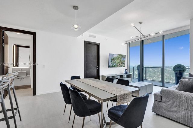 1000 Brickell Plaza PH5106, Miami, FL 33131