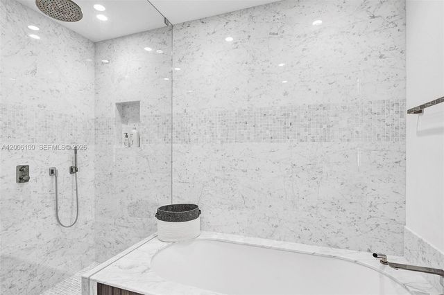 1000 Brickell Plaza PH5106, Miami, FL 33131