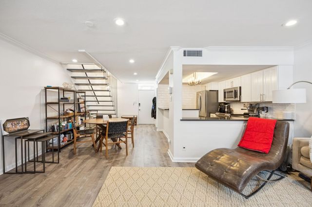 3321 Cole Avenue 116, Dallas, TX 75204