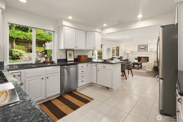 11722 103rd Avenue NE, Kirkland, WA 98034
