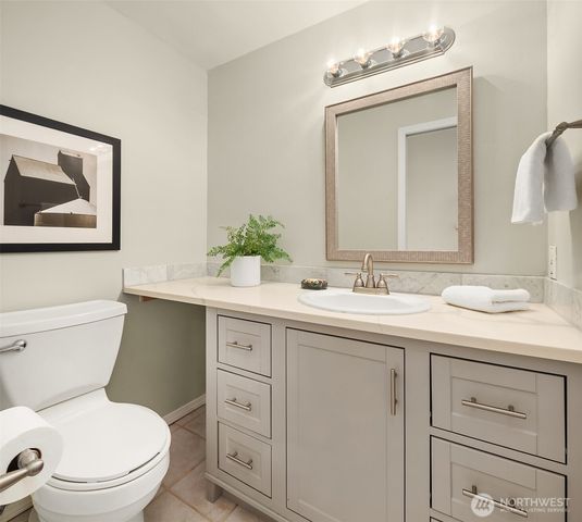 11722 103rd Avenue NE, Kirkland, WA 98034