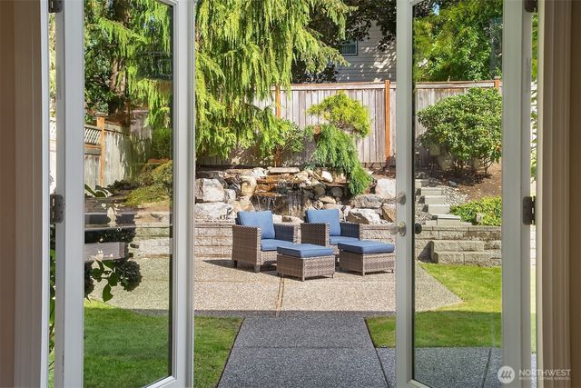 11722 103rd Avenue NE, Kirkland, WA 98034